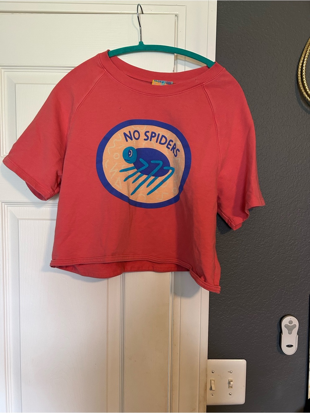 Mokuyobi Women's Coral Graphic Cropped Sweatshirt - 'No Spiders'